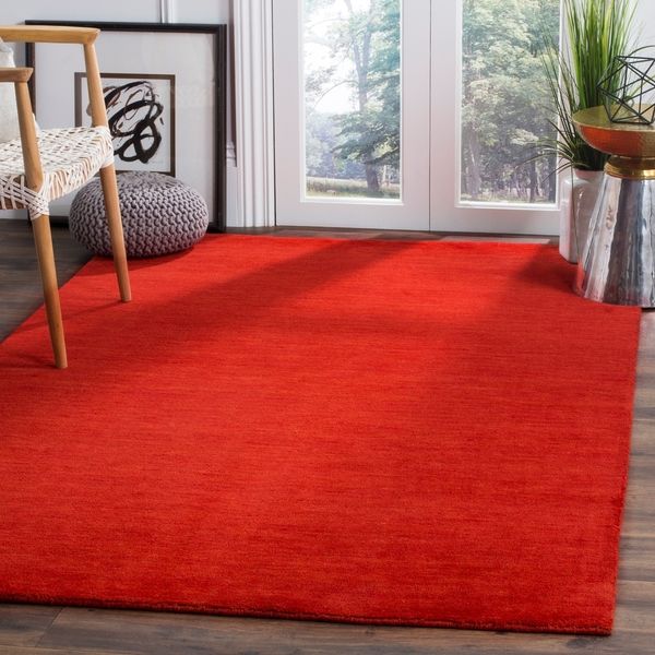 Safavieh Handmade Himalaya Brittani Modern Wool Rug - 8’x10’ - Red