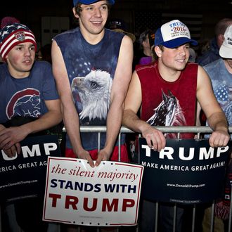 Presidential Candidate Donald Trump Holds Illinois Campaign Rally