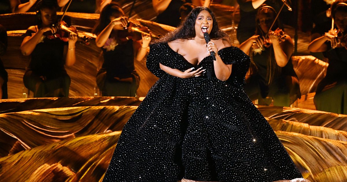 Watch Lizzo Grammys 2020 Performance Opening Act [VIDEO]
