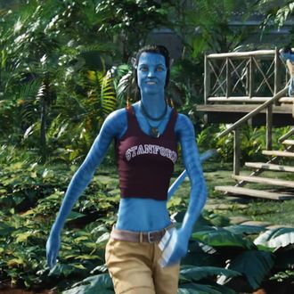 Sigourney Weave Plays a Teenage Alien, Kiri, in Avatar 2