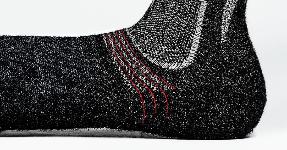 Supersoft Winter Running Socks That Keep You Dry and Warm