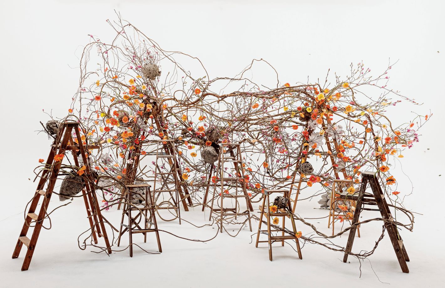 ‘In Full Flower’ Colorful Flowers Reimagined as Sculptures