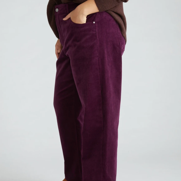 Universal Standard Cassidy High-Rise Straight Corduroy Pants