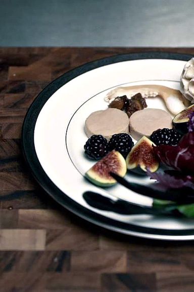 Bella Crawford refuses to eat this dish of foie gras au torchon with a late harvest Vidal sauce and figs because it's cruel. Hannibal tells her not to worry, because he only uses an "ethical butcher."