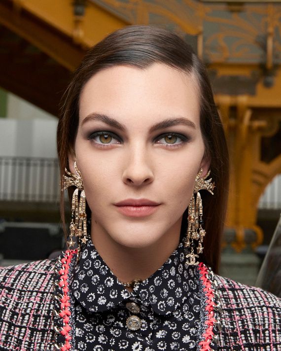 Backstage Beauty at the Chanel Metiers d'Art 2019/20 show