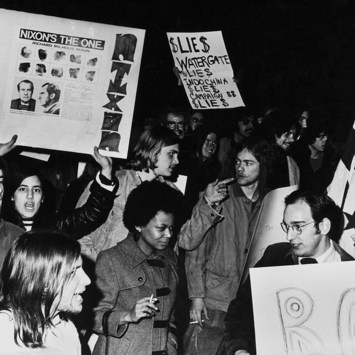 UNITED STATES - JANUARY 30: Demonstration Against Nixon At Washington In Usa On January 30Th 1974 (Photo by Keystone-France/Gamma-Keystone via Getty Images)