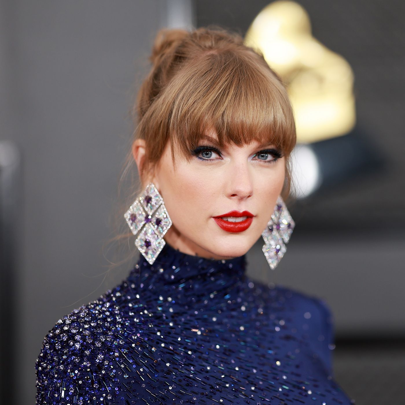 Taylor Swift drops 4 previously unreleased songs - Good Morning America