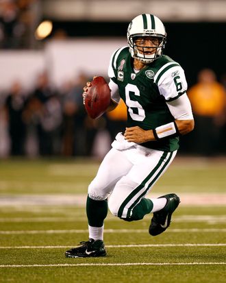 EAST RUTHERFORD, NJ - SEPTEMBER 11: Mark Sanchez #6 of the New York Jets looks to pass against the Dallas Cowboys during their NFL Season Opening Game at MetLife Stadium on September 11, 2011 in East Rutherford, New Jersey. The Jets won 27-24. (Photo by Jeff Zelevansky/Getty Images)