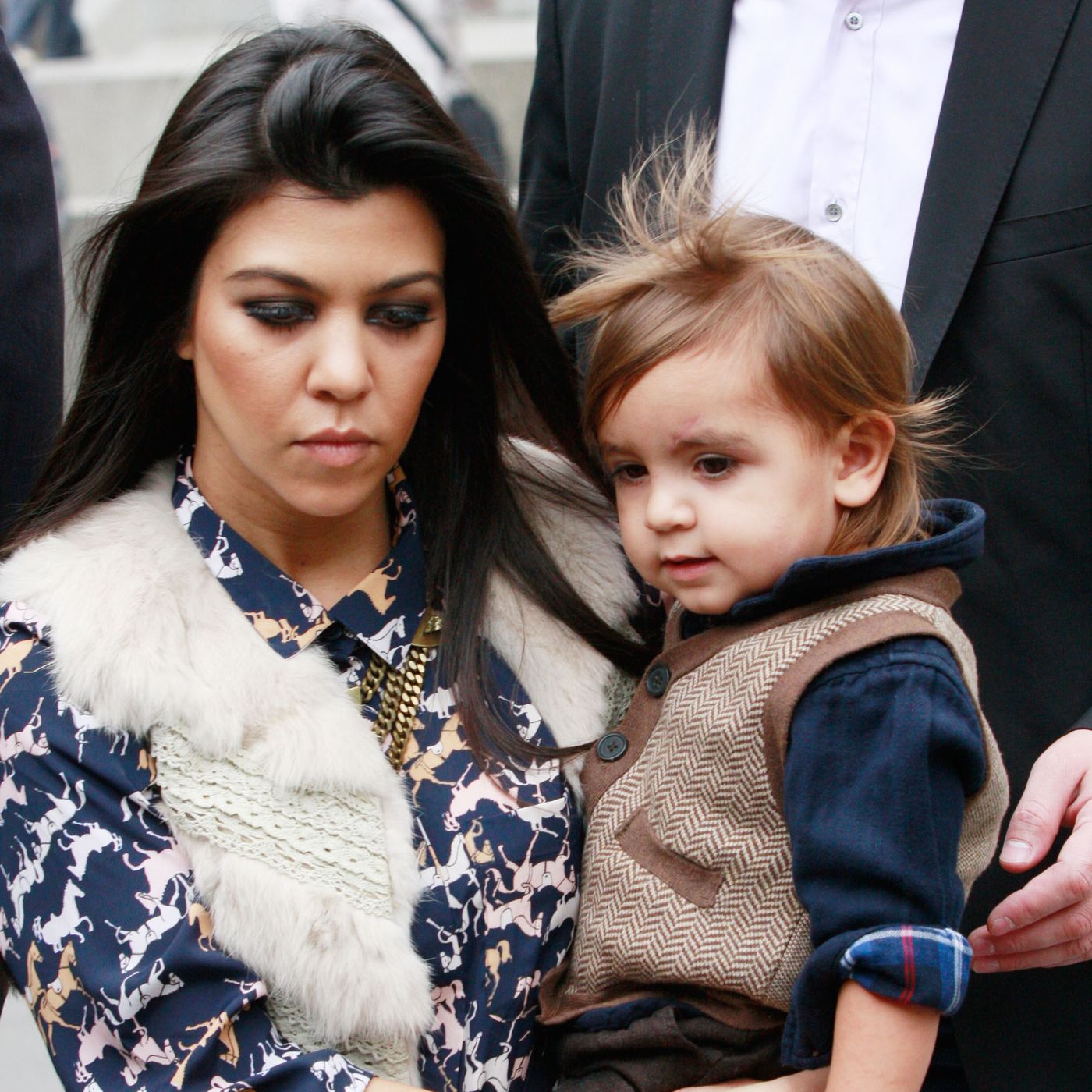 Kourtney Kardashian Says Mason Disick Isn't a Father, image size:1400x1400