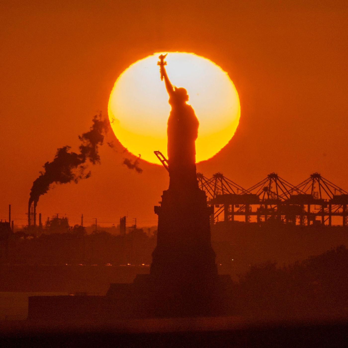 Great Sunset News for New Yorkers Who Hate Darkness
