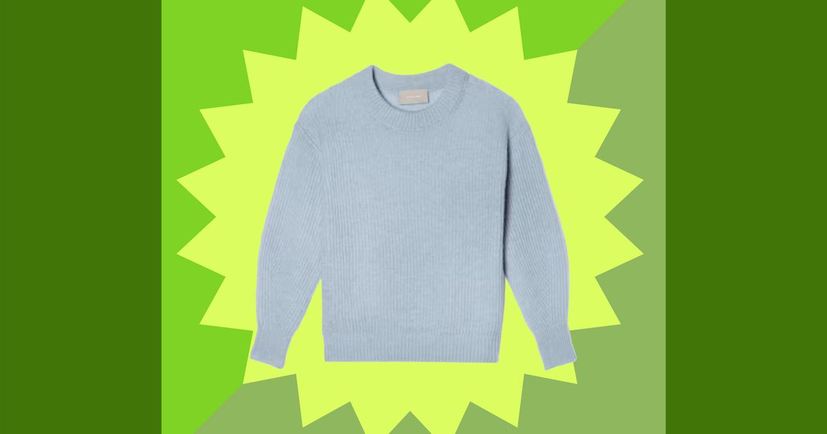Everlane Alpaca Crew Sweater Sale 2022 | The Strategist