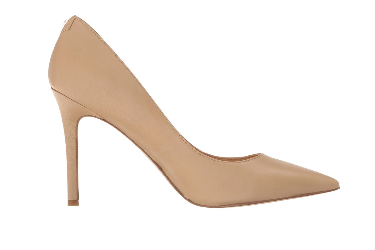 flesh colored pumps
