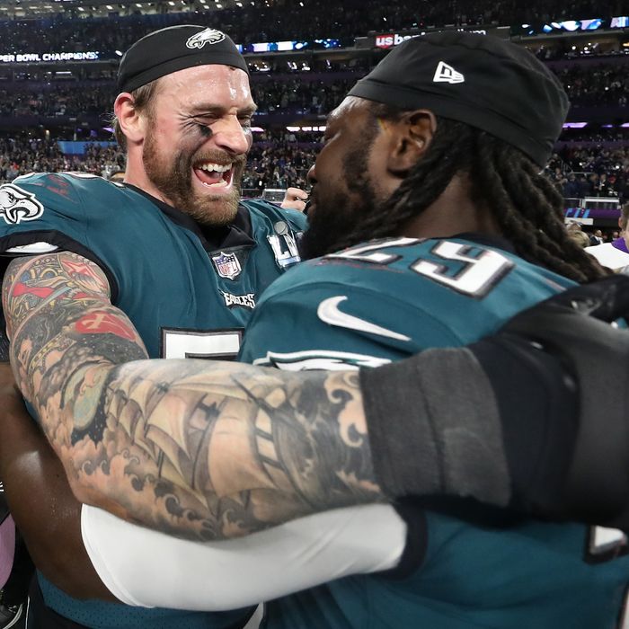 Eagles players, fans celebrate Super Bowl championship