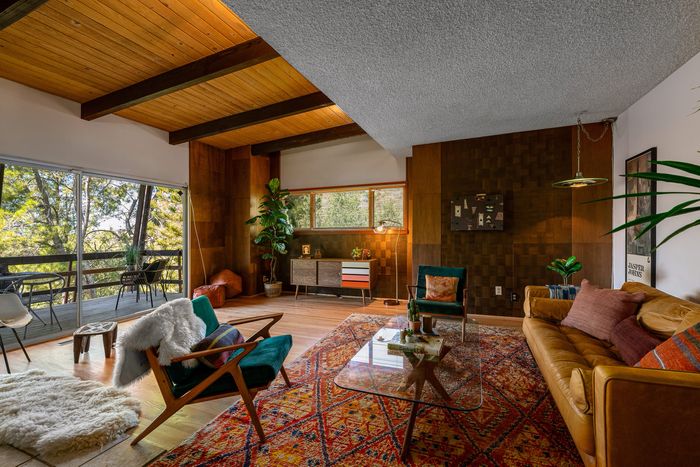 Midcentury Time Capsule For Sale in Glendale