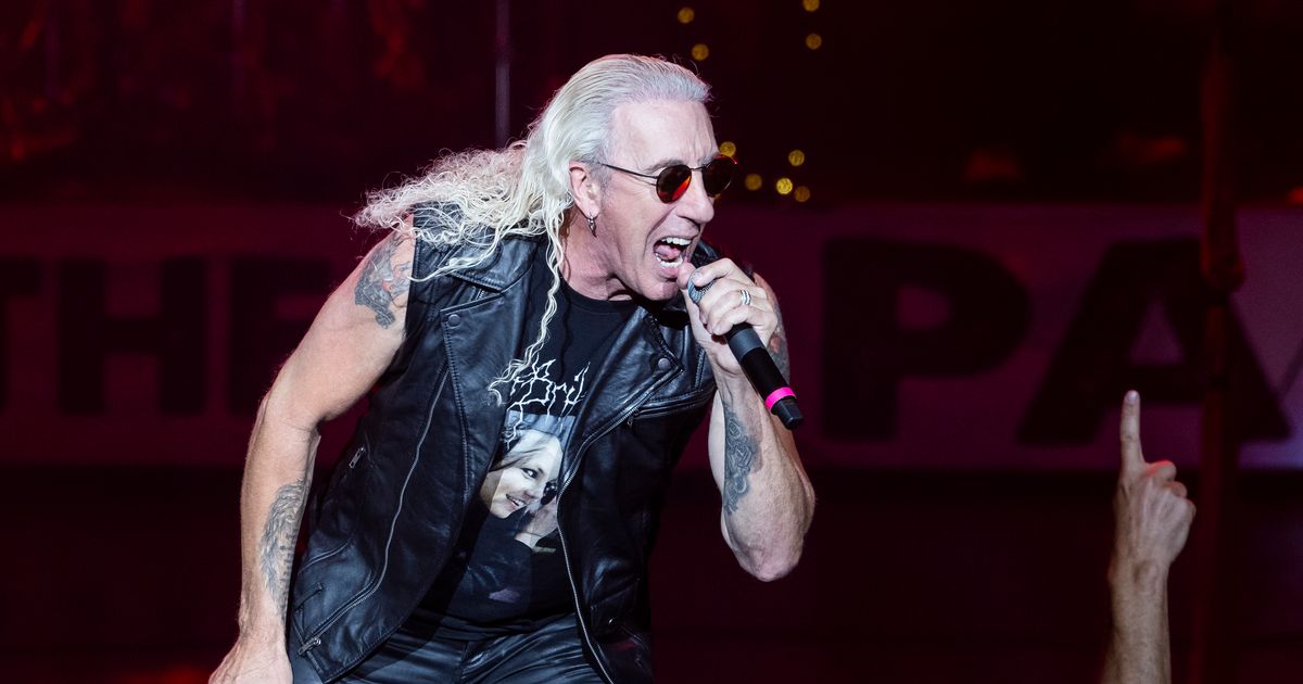 “Rock Legend Dee Snider Leaves Band to Prioritize Family and Values”