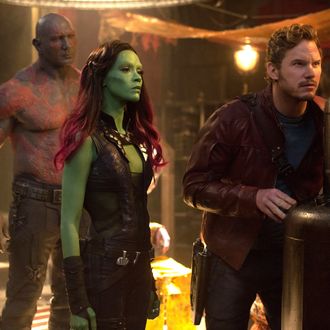 film still - Marvel's Guardians Of The Galaxy L to R: Drax the Destroyer (Dave Bautista) , Gamora (Zoe Saldana) & Peter Quill/Star-Lord (Chris Pratt) Ph: Jay Maidment ??Marvel 2014