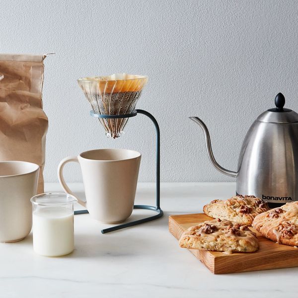 Minimalist Coffee Pour-Over Stand