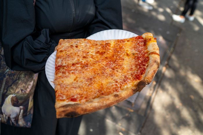 8 Best Slices of Pizza In NYC, According to Chefs