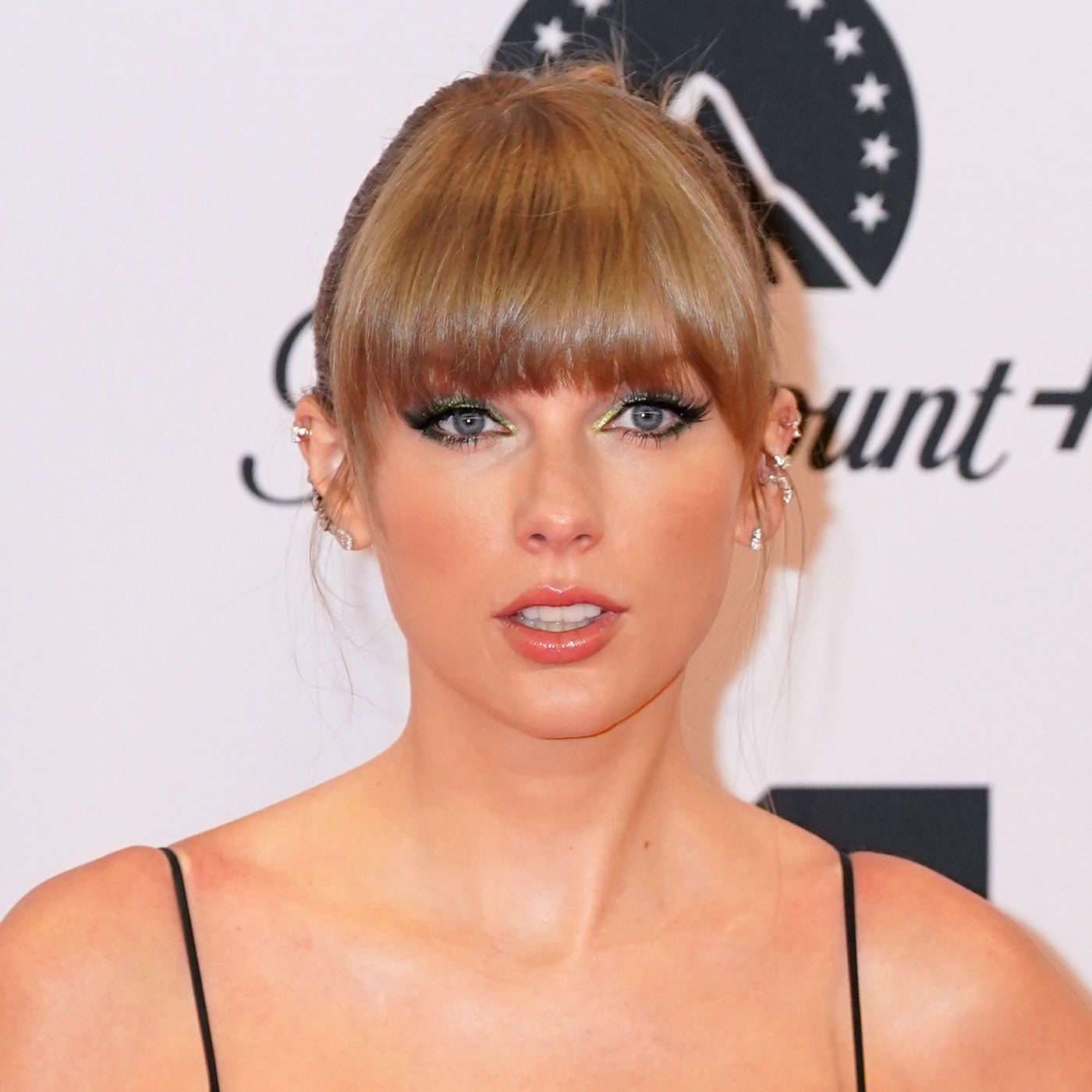 Taylor Swift On Ticketmaster Canceling Public On-Sale For Tour: “Pisses Me  Off” – Deadline