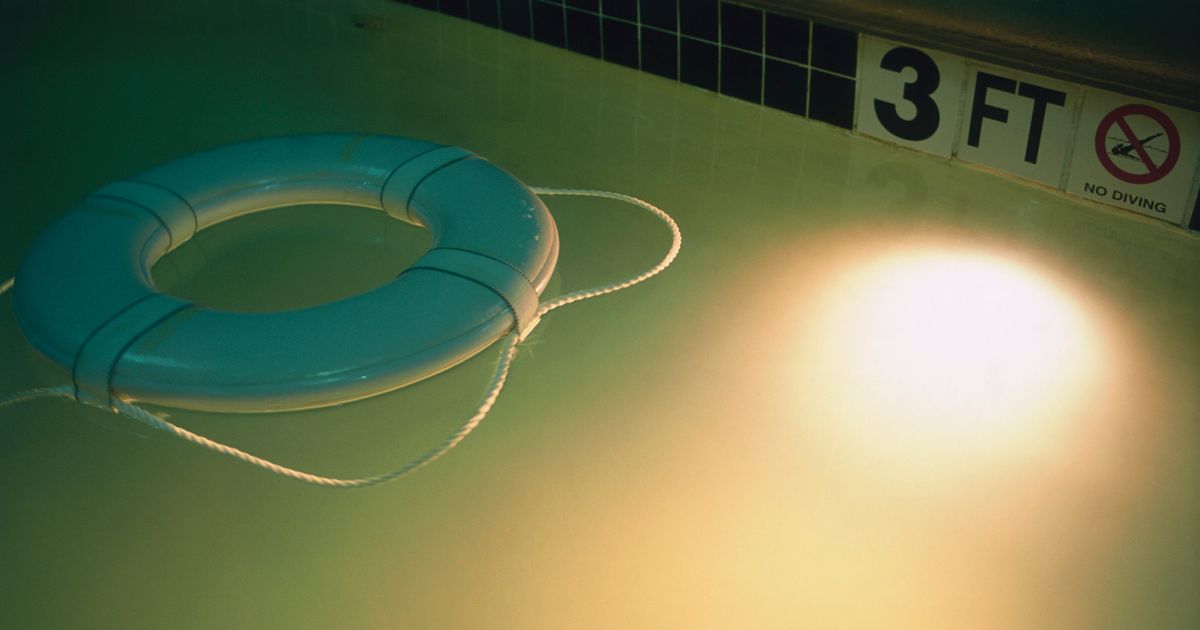 A Reminder From the CDC That Swimming Pools Are Disgusting Science of Us