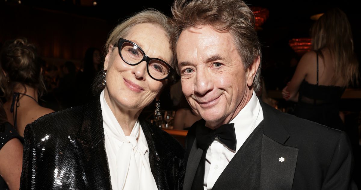 Martin Short Says He's Not Dating Meryl Streep - Vimarsana News