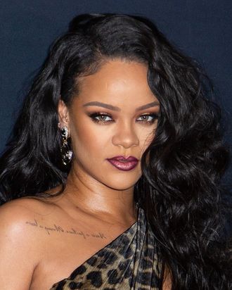 Rihanna Filed A New Trademark And It's For Fenty Hair