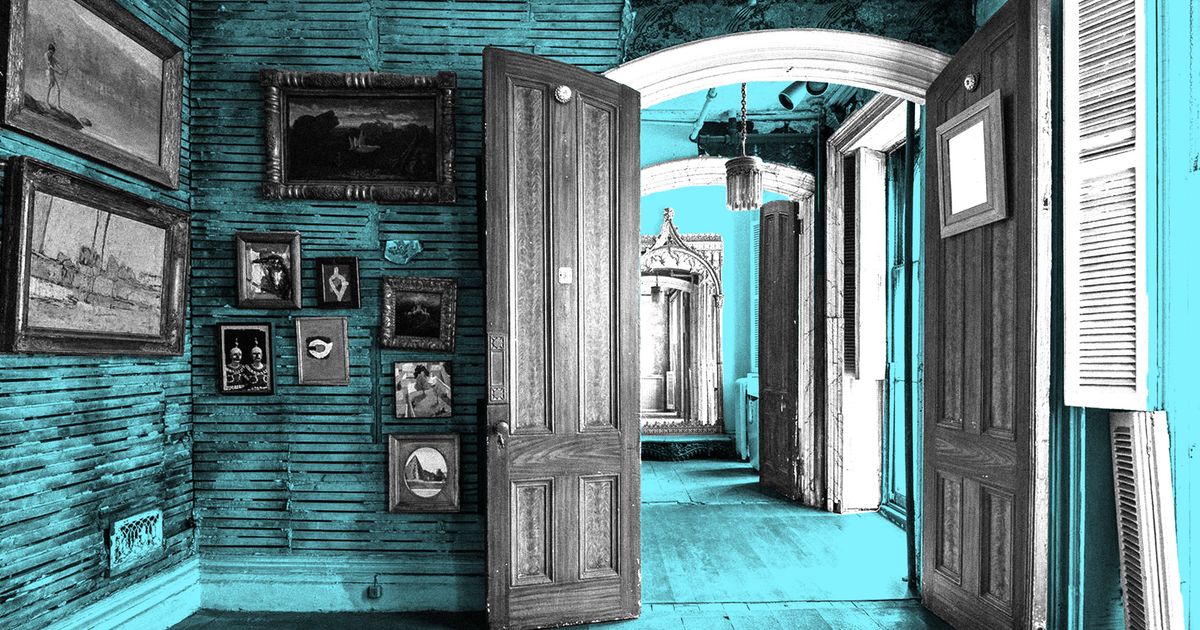 The Stunning Little Money Pit on Stuyvesant Street