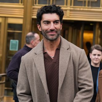 ジャスティン・ベルドーニ、ブレイク・ライブリーの訴訟費用の支払いを命じられる