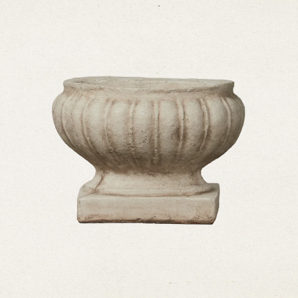 Olive Ateliers Ribbed Oval Urn