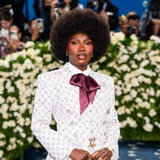 Doechii and Team Respond to Met Gala Umbrella Controversy