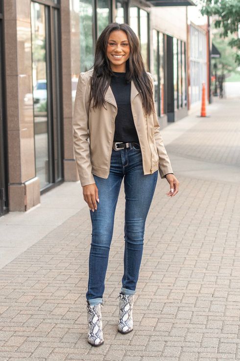 Ophef Heel boos Geld lenende 11 Best Jeans for Tall Women 2023 | The Strategist