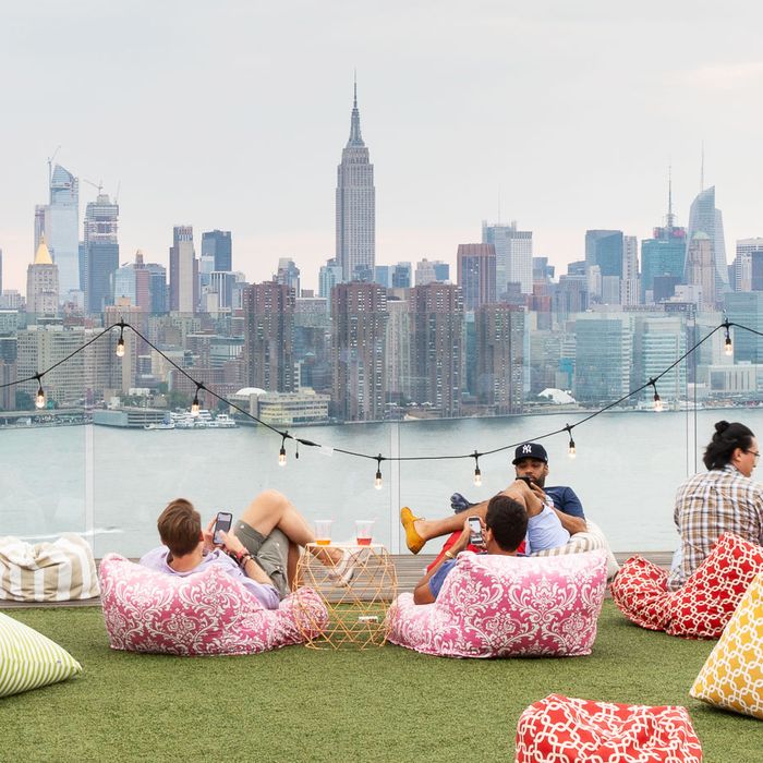 The Absolute Best Rooftop Bars In Nyc