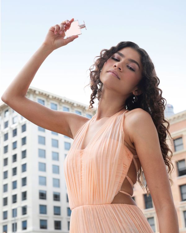 Watch Zendaya s First Lancome Perfume Ad for Id le