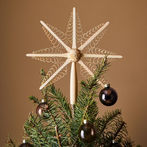 9 Best Christmas Tree Star Toppers for a Modern Home - VIV & TIM