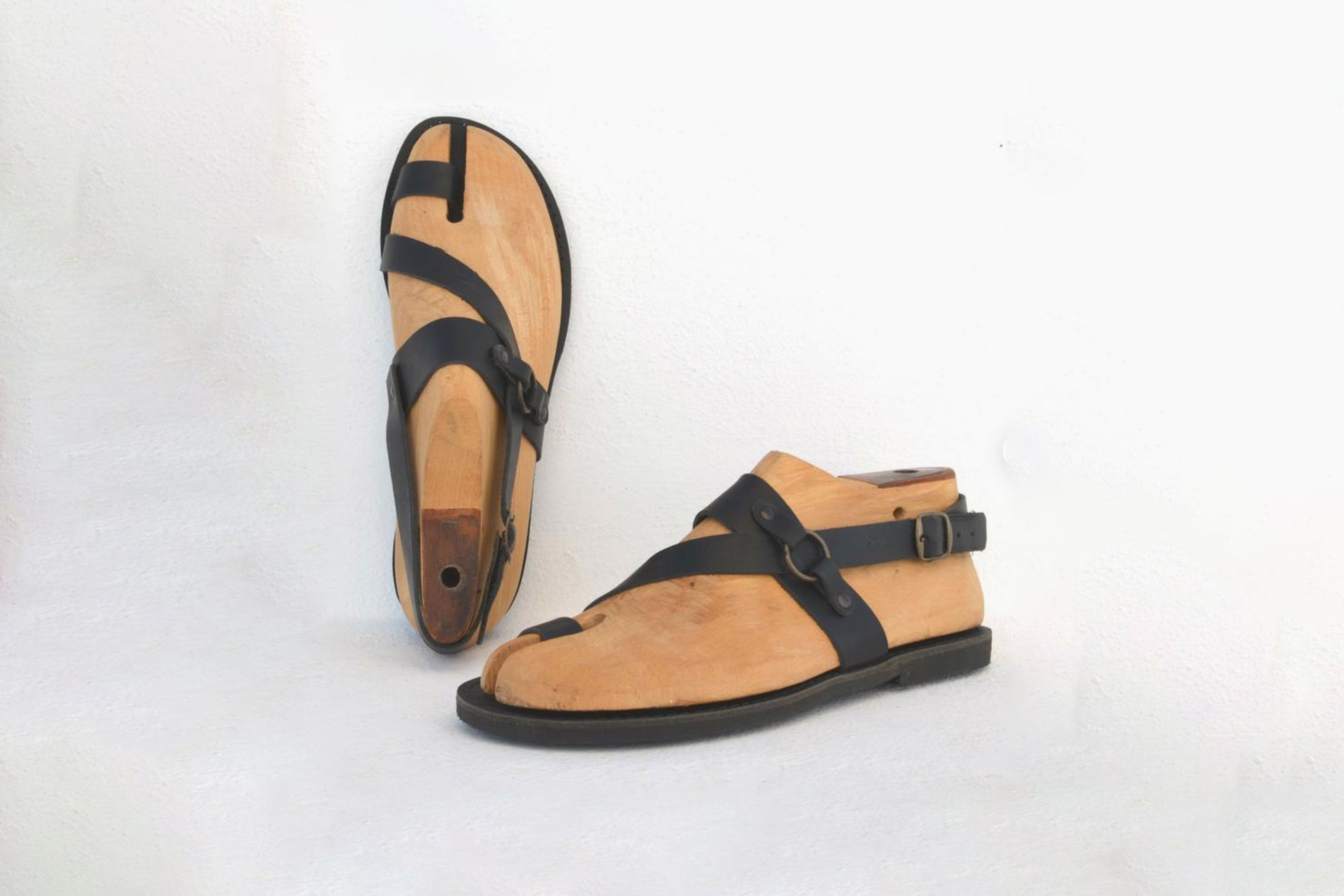 Luxury Sandals for Men Men Flip Flops Shoes Mens Shoes Sandals Classic Men Sandal Sandals for Men Men Black Sandals Greek Men Sandals Italian Leather Men Shoes 