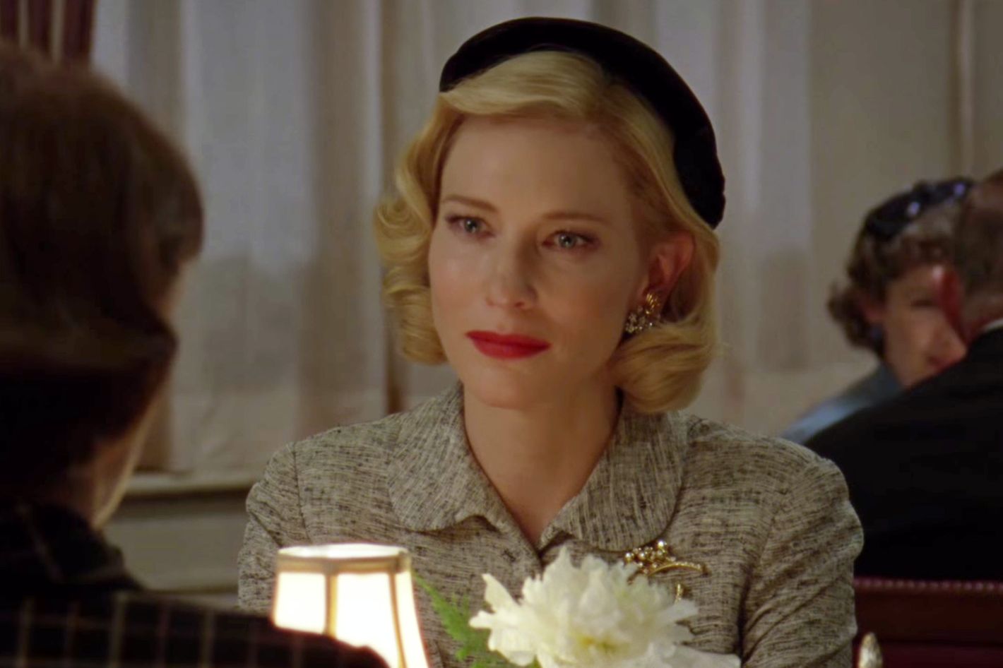 Carol teaser shows Cate Blanchett and Rooney Mara falling in love