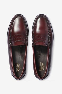 Lilium men's loafer in glossy brown leather with leather sole