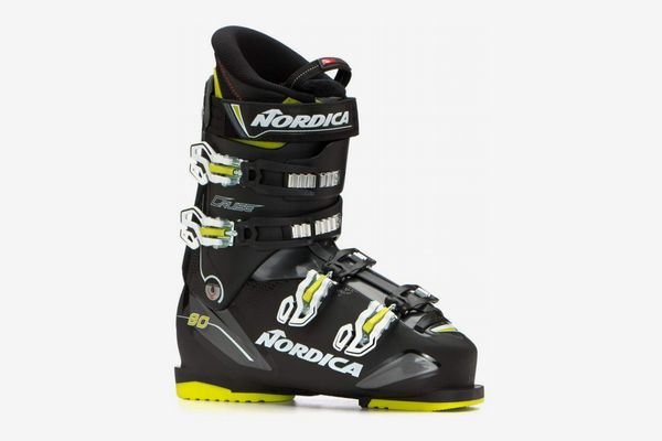 strategist snow boots