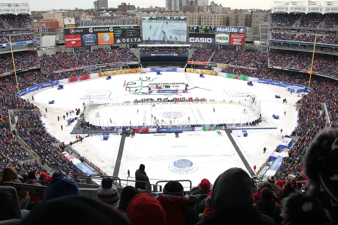 How is the NHL Stadium Series outdoor hockey rink created