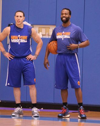 GREENBURGH, NY - DECEMBER 19: Mike Bibby #20 and Baron Davis #85 of the New York Knicks during practice on December 19, 2011 at the Madison Square Garden Training Facility in Greenburgh, New York. NOTE TO USER: User expressly acknowledges and agrees that, by downloading and or using this photograph, User is consenting to the terms and conditions of the Getty Images License Agreement. Mandatory Copyright Notice: Copyright 2011 NBAE (Photo by Nathaniel S. Butler/NBAE via Getty Images)