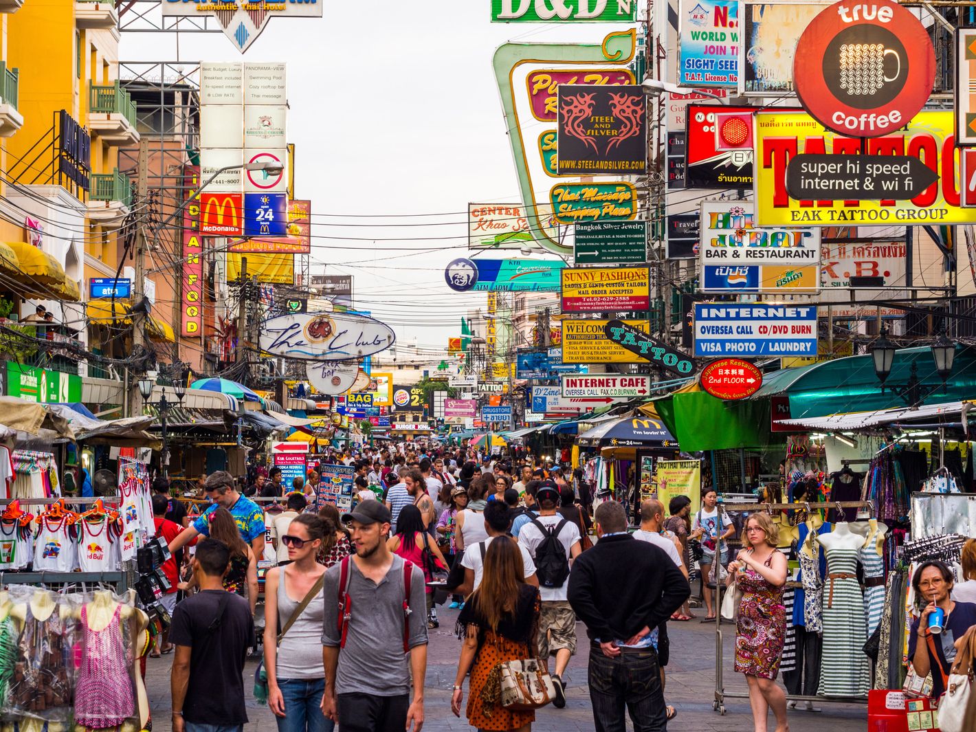10 Things to do Khao San Road Explain in Detail