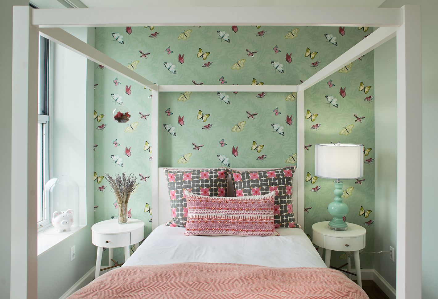 Stunning Luxury Prewar Apartment Renovation image