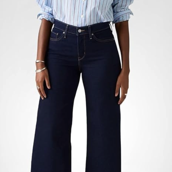 Levi's 318 Shaping Wide Leg