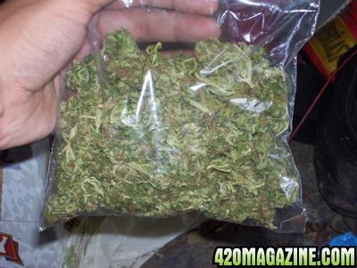 1 ounce of weed in a bag