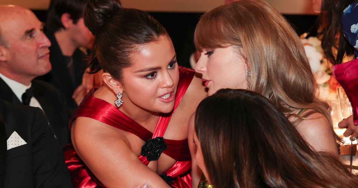 What Did Selena Gomez Tell Taylor Swift at the Golden Globes - Vimarsana News