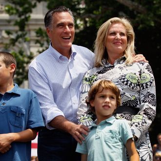 NEWARK, OH - JUNE 17: Republican Presidential candidate, former Massachusetts Governor Mitt Romney stands with his wife, Ann Romney and grandchildren Nick Romney (L) and Parker Romney (R) during a campaign rally at Newark Town Square on June 17, 2012 in, Newark, Ohio. Romney is on a campaign swing through battleground states. (Photo by Joe Raedle/Getty Images)