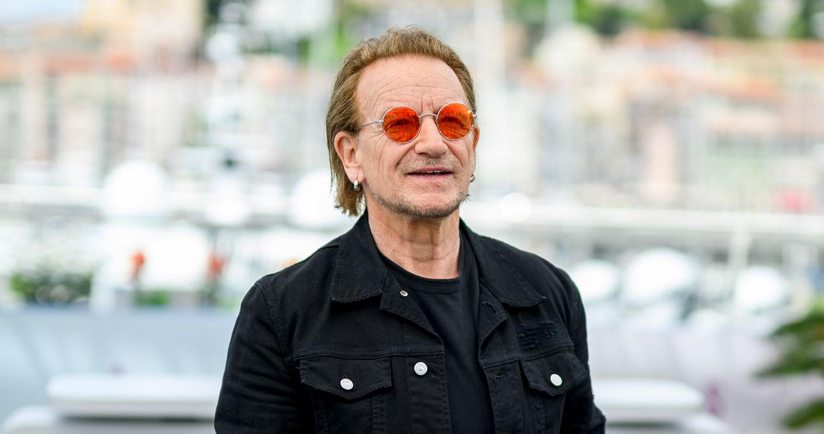 Image accompanying U Talkin’ U2’s iTunes Mess 2 Me?, from Vulture