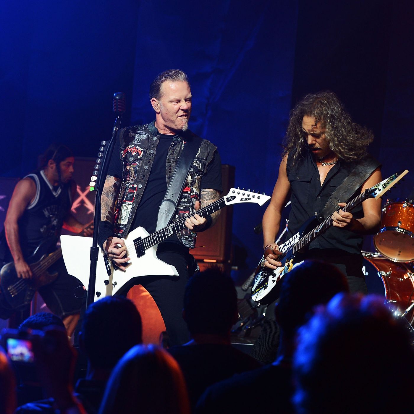 Metallica - Spit Out The Bone - Rock and Metal Music Concert