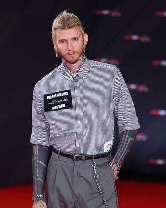 F1 75 Live - Arrivals