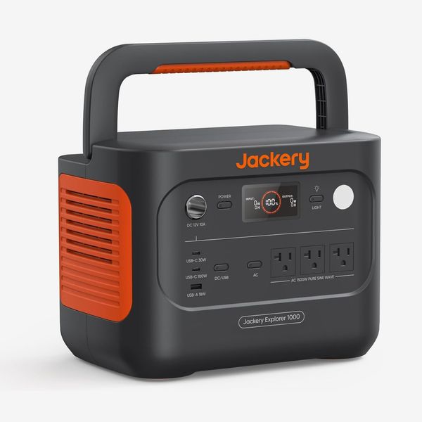 Jackery Explorer 1000 v2 Portable Power Station